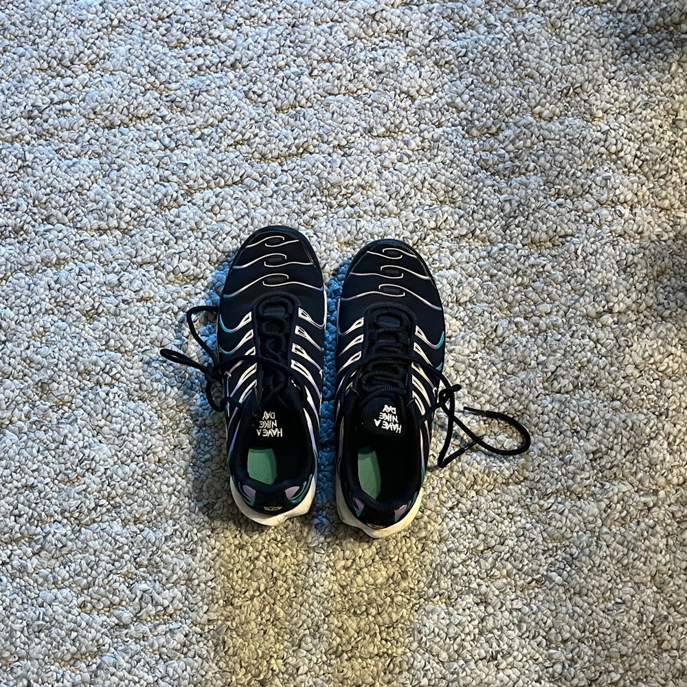 Youth Nike Air Max Plus Tennis Shoes 5Y